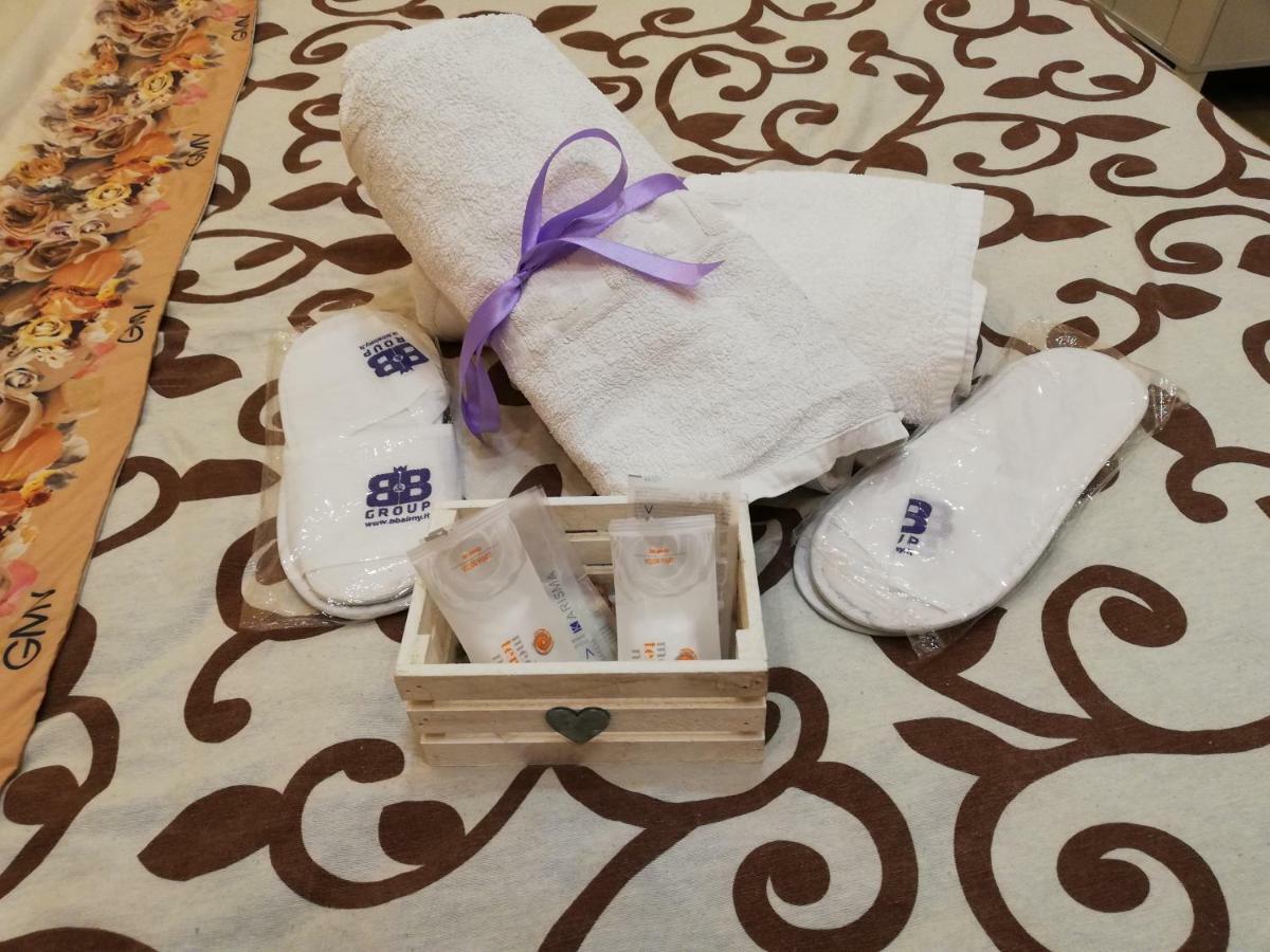 B&B Simy Наполи Екстериор снимка